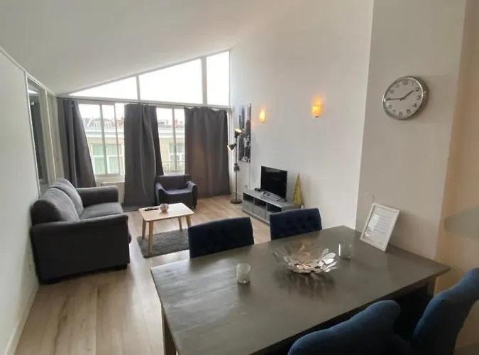 דירה Jordans האג