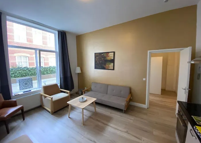 Jordans דירה האג